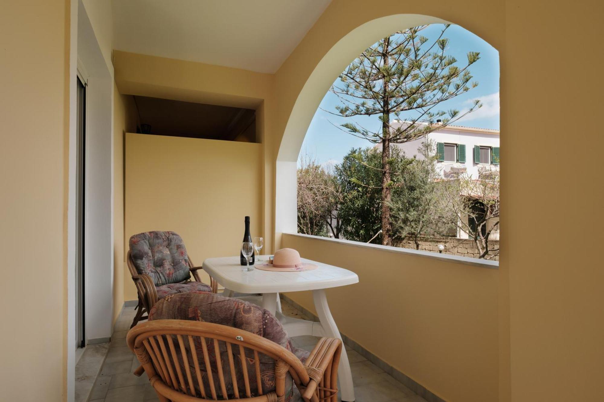 Feeloxenia Corfu Apartments Acharavi  Dış mekan fotoğraf