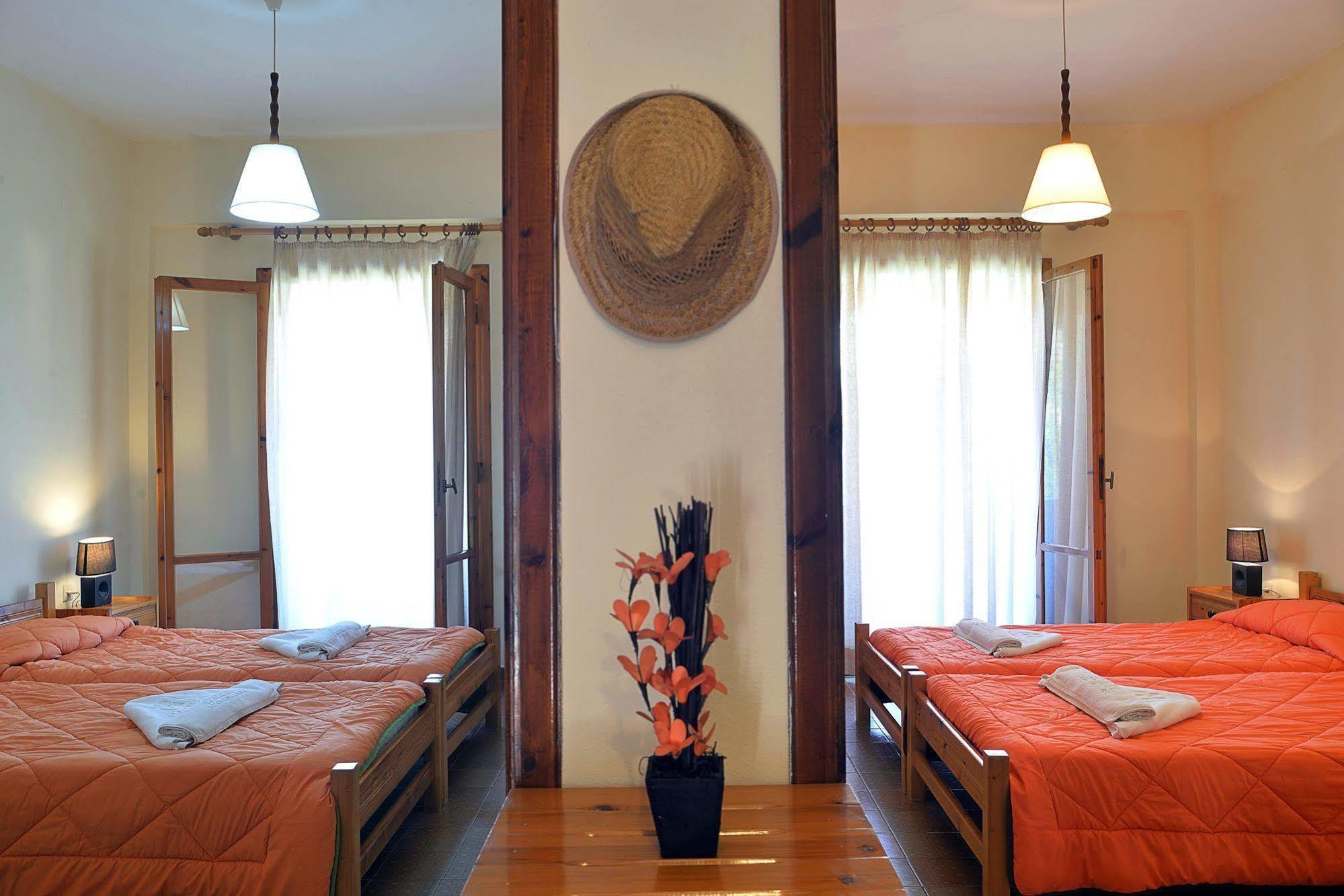 Feeloxenia Corfu Apartments Acharavi  Dış mekan fotoğraf