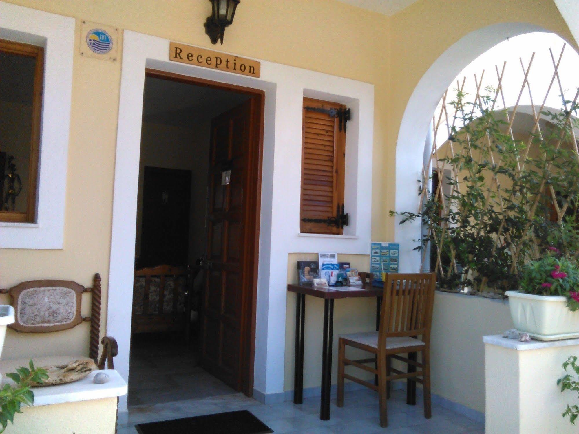 Feeloxenia Corfu Apartments Acharavi  Dış mekan fotoğraf